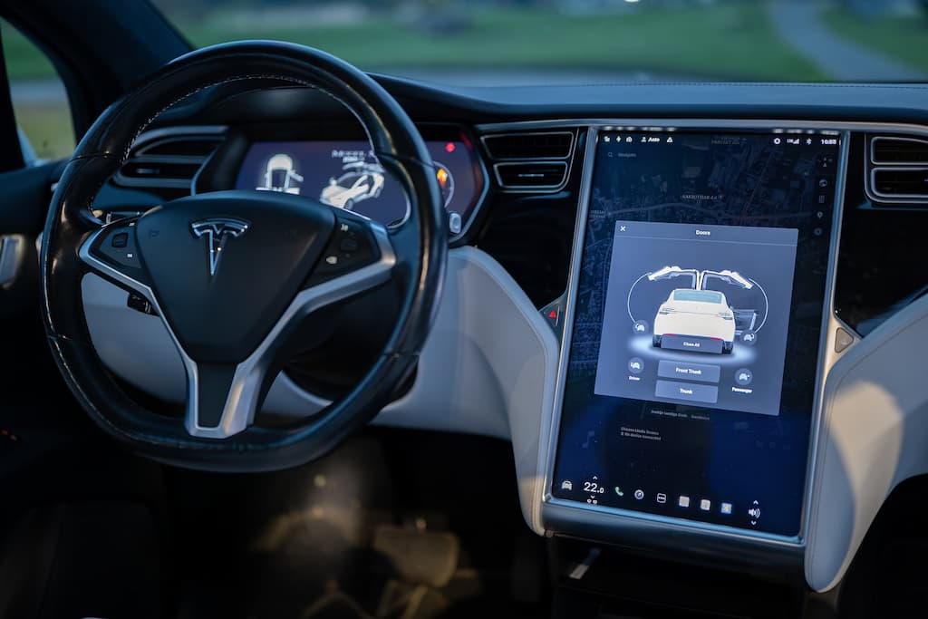 Artificial Narrow Intelligence (Narrow AI) - Tesla Car